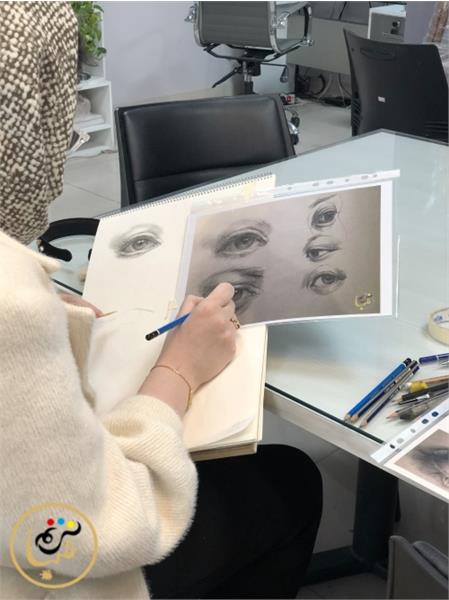 آموزش تخصصی طراحی و سیاه قلم