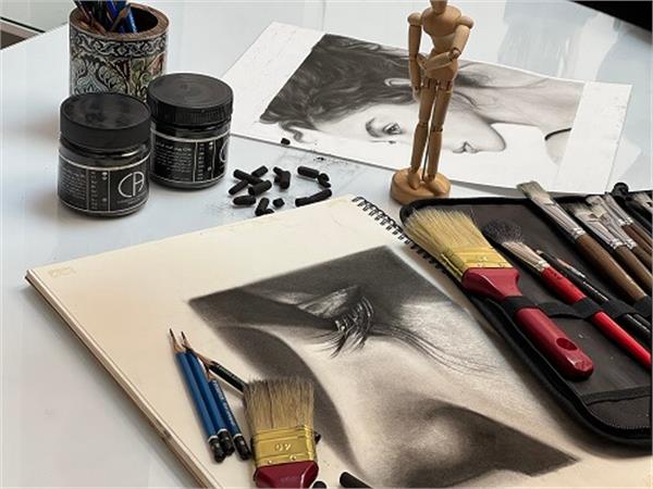 نقاشی سیاه قلم